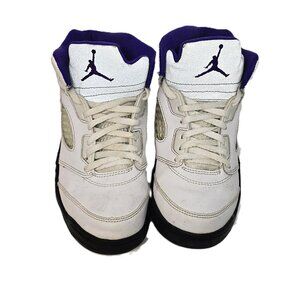 Nike Air Jordan Sneakers Kids Size 3Y White Purple Retro Non Marking Soles Laces